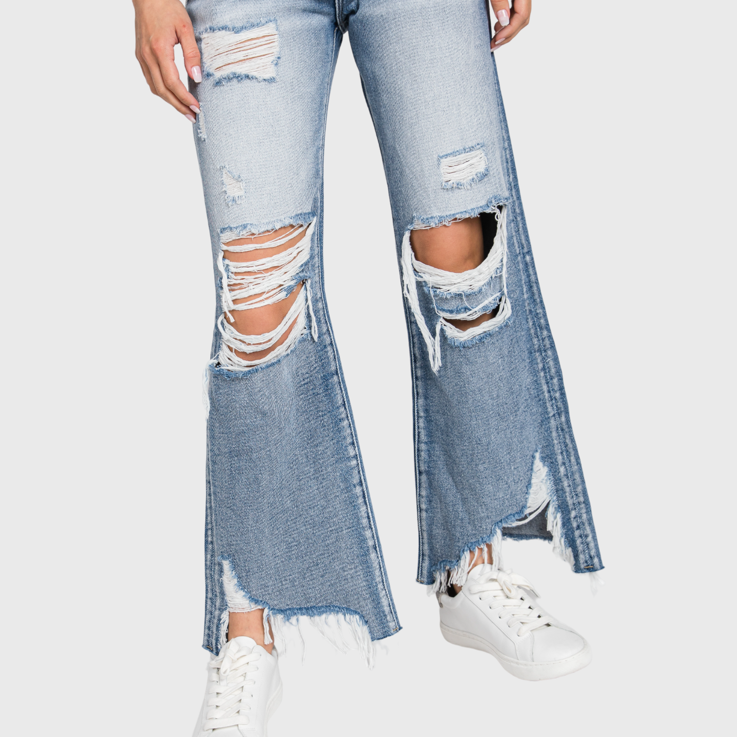 DISTRESSED HIGH RISE CROPPED FLARE