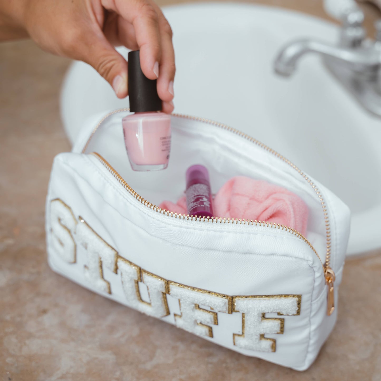 Travel Pouch - STUFF