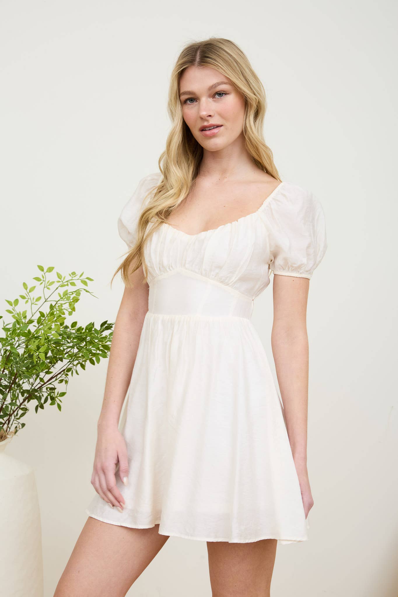 PUFF SLEEVE MINI DRESS