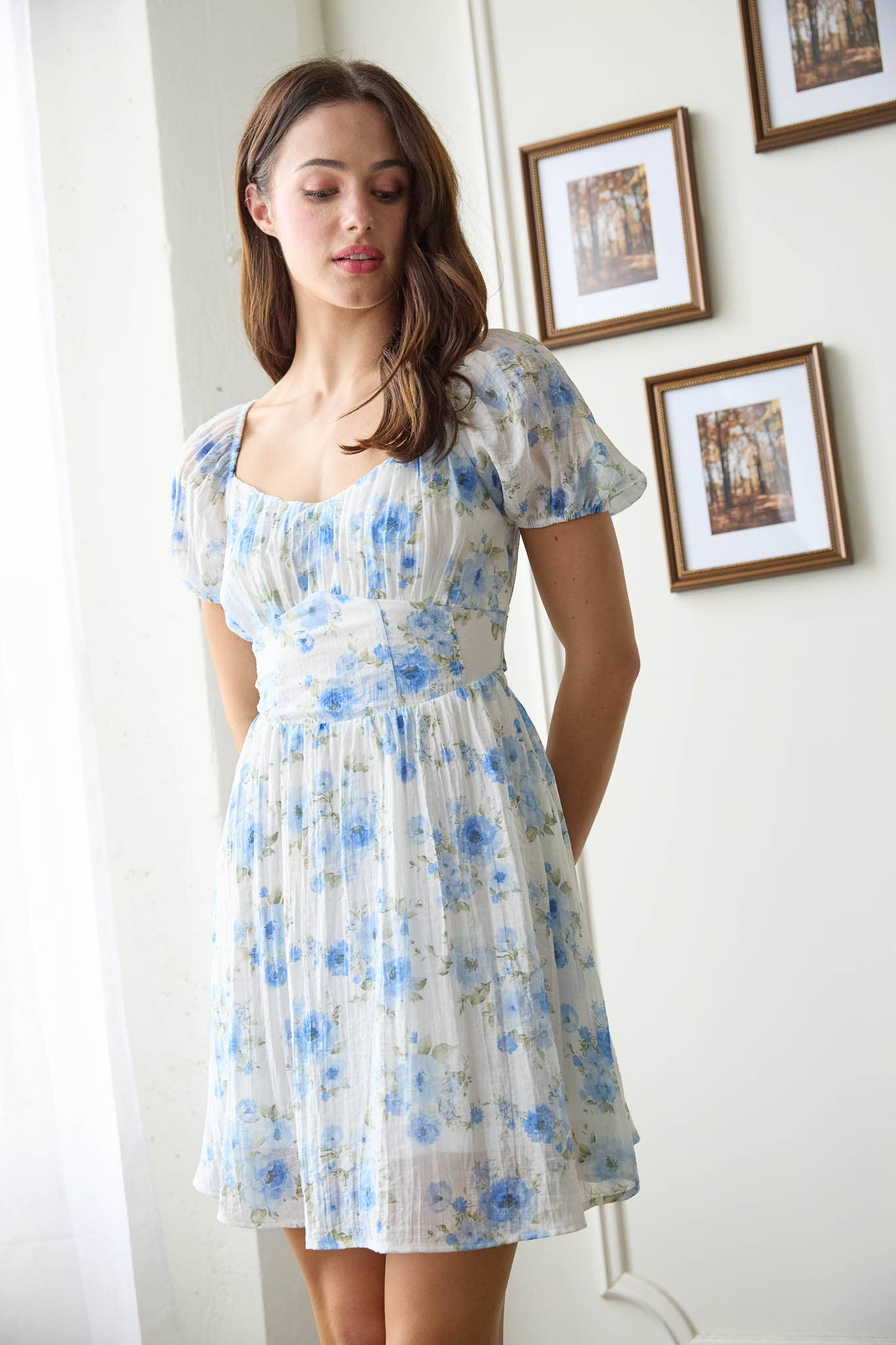 FLORAL CORSET DETAIL BACK TIE MINI DRESS: BLUE MULTI