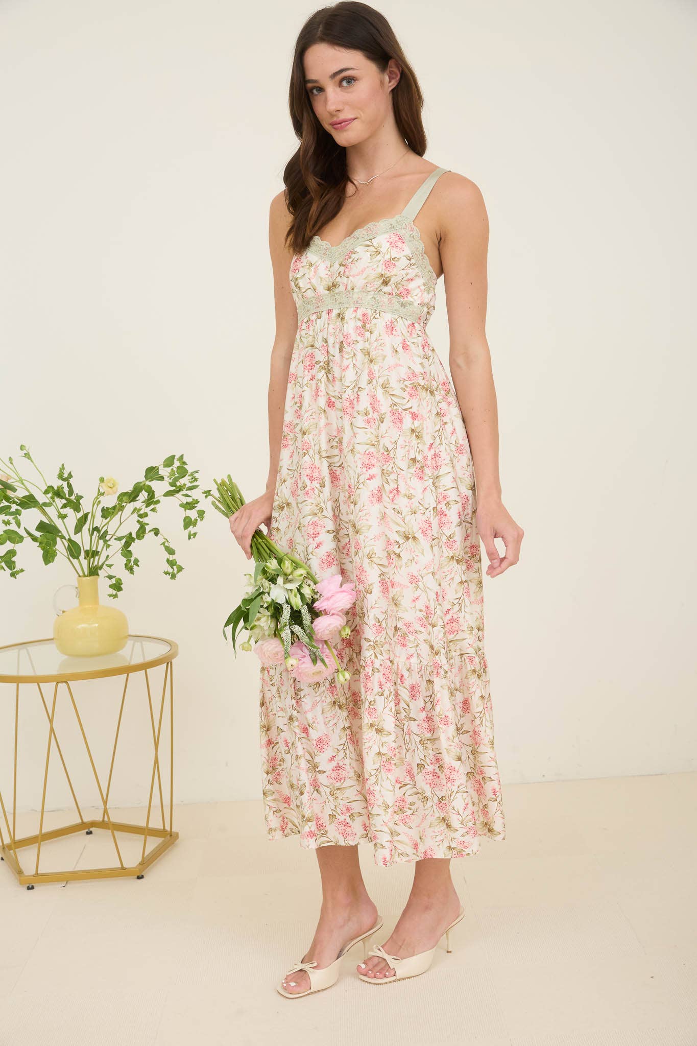 FLORAL LACE TRIM DRESS: BLACK MULTI