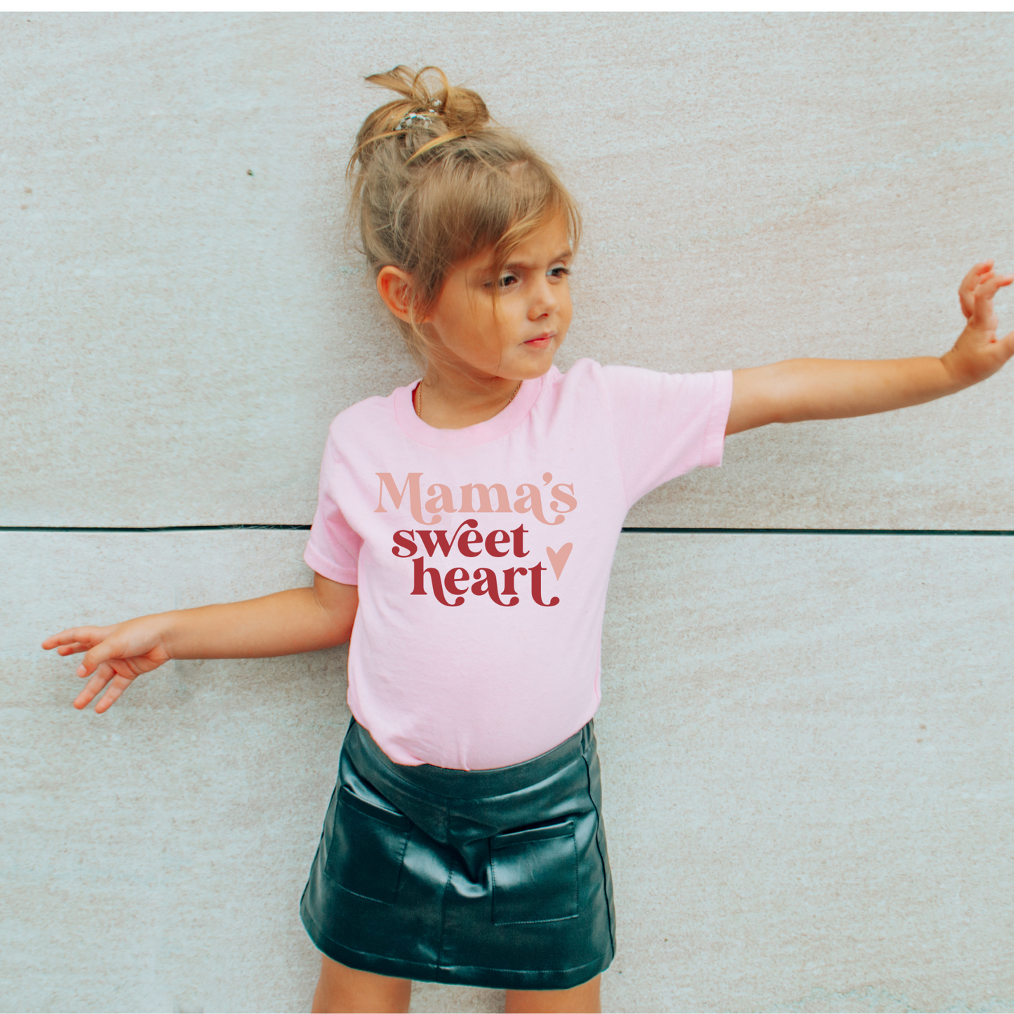 Mama's Sweet Heart Valentine's Day Graphic Tee
