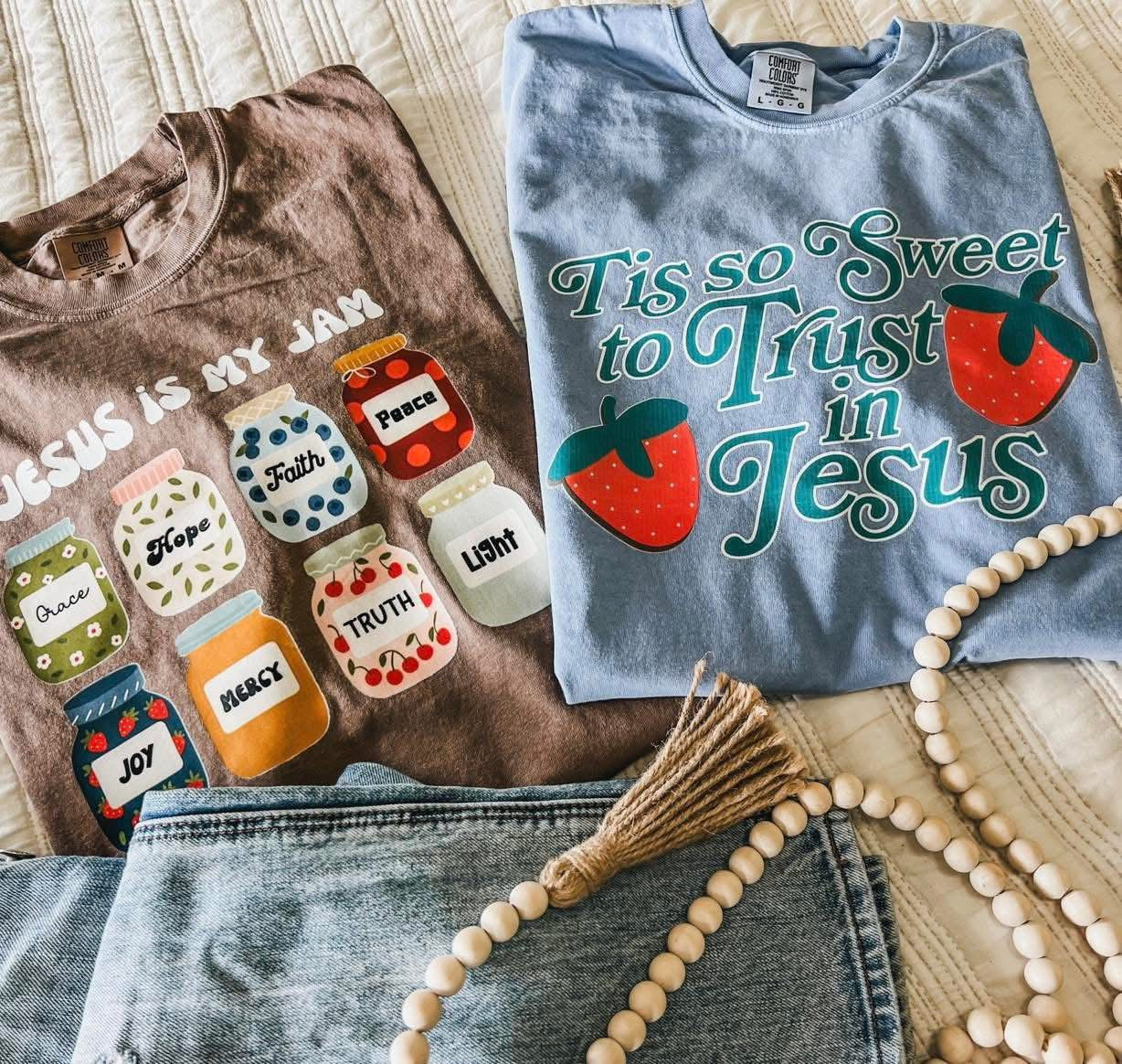 Tis So Sweet to Trust In Jesus Faith Comfort Colors Graphic Tee