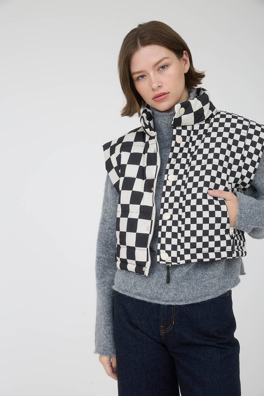 CHECKERED CROPPED PUFFER VEST