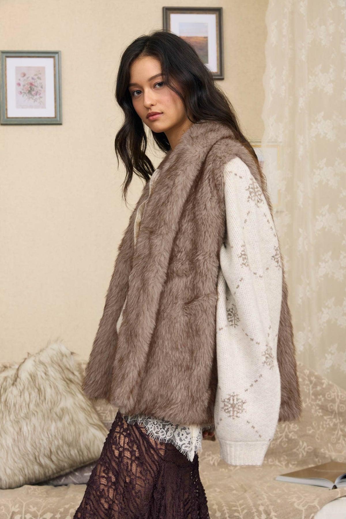 FAUX FUR VEST