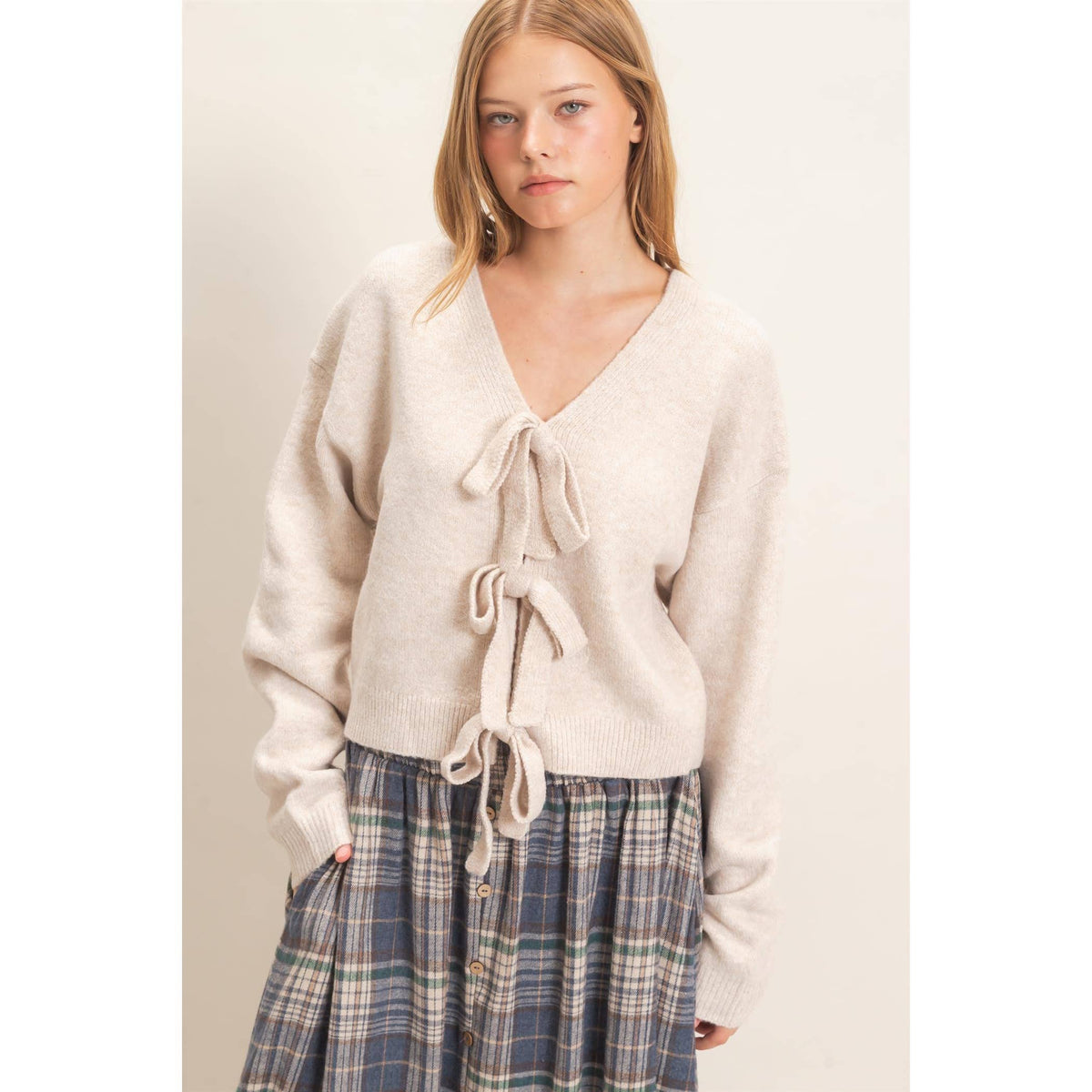 Bow Tie Sweater Black