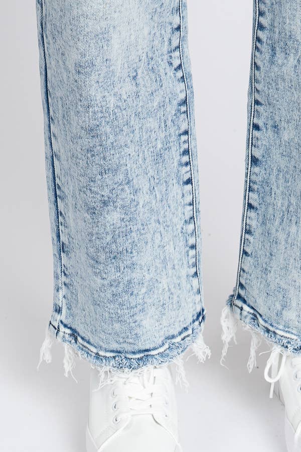 SUPER HIGH RISE STRETCH CLASSIC STRAIGHT JEANS